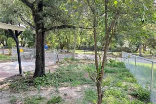 8206 N 19th St, Tampa, FL 33604 - Photo 33