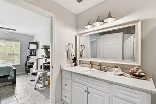 9064 Lake Chase Island Way, Tampa, FL 33626 - Photo 29