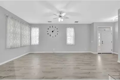 547 Black Lion Drive NE, Saint Petersburg, FL 33716 - Photo 9