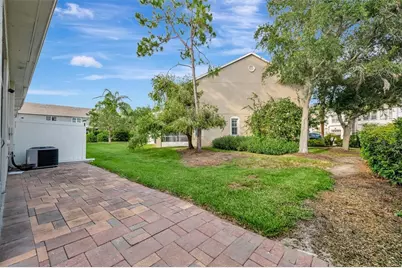 547 Black Lion Drive NE, Saint Petersburg, FL 33716 - Photo 21