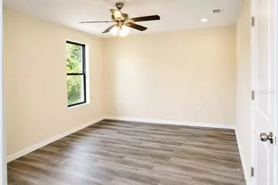 4341 Cambio Gardens Court, Tampa, FL 33610 - Photo 17