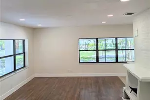 8206 N 19th St, Tampa, FL 33604 - Photo 9