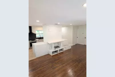 8206 N 19th Street, Tampa, FL 33604 - Photo 5