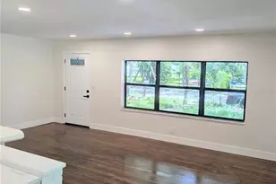 8206 N 19th St, Tampa, FL 33604 - Photo 7