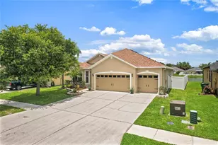 31415 Bridgegate Dr, Wesley Chapel, FL 33545 - Photo 1