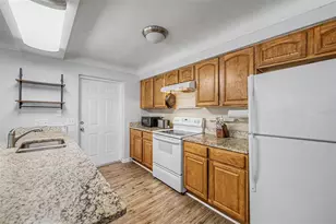 4738 9th St, Zephyrhills, FL 33542 - Photo 7