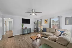 4738 9th St, Zephyrhills, FL 33542 - Photo 5