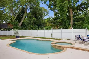 8205 Westridge Dr, Tampa, FL 33615 - Photo 31