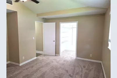 8205 Westridge Drive, Tampa, FL 33615 - Photo 25