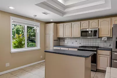 8205 Westridge Drive, Tampa, FL 33615 - Photo 15