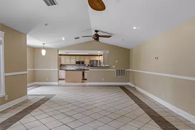 8205 Westridge Drive, Tampa, FL 33615 - Photo 7