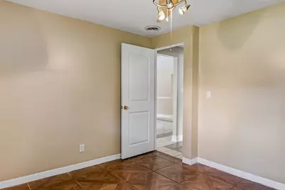 8205 Westridge Drive, Tampa, FL 33615 - Photo 17