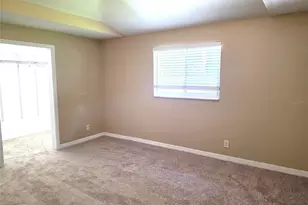 8205 Westridge Dr, Tampa, FL 33615 - Photo 23