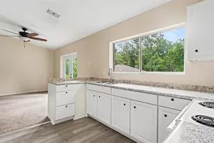 206 Oak Cir, Ocala, FL 34472 - Photo 11
