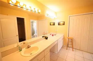 7345 Brightwaters Ct, New Port Richey, FL 34652 - Photo 13