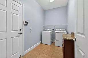 712 Chipper Dr, Sun City Center, FL 33573 - Photo 19