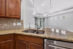 712 Chipper Dr, Sun City Center, FL 33573 - Photo 15