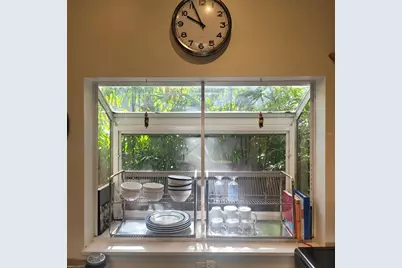 2916 W Bay Court Avenue, Tampa, FL 33611 - Photo 9