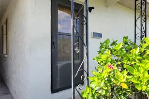 9110 Via Recreo, New Port Richey, FL 34655 - Photo 1
