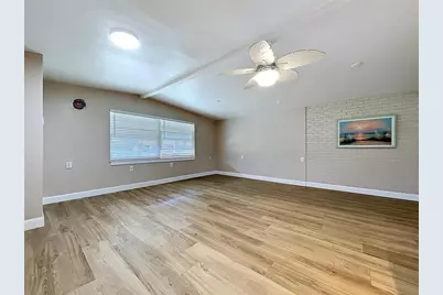 8616 Magnolia Street, Gibsonton, FL 33534 - Photo 23