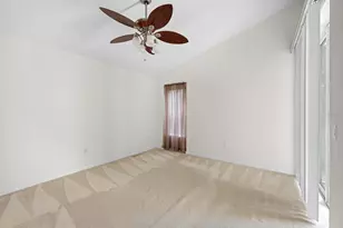 13233 Bainbridge Way, Spring Hill, FL 34609 - Photo 25