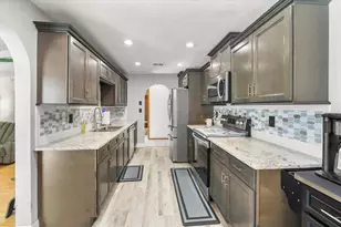 1279 Deltona Blvd, Spring Hill, FL 34606 - Photo 5