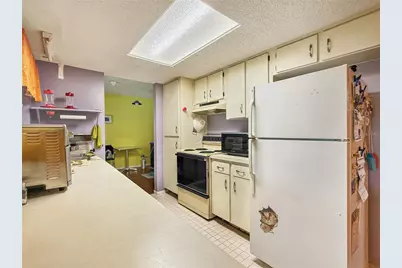 6904 Williams Road, Seffner, FL 33584 - Photo 9
