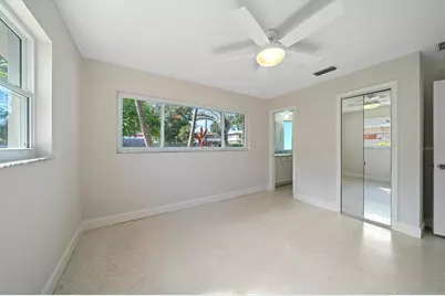 1163 60th Avenue S, Saint Petersburg, FL 33705 - Photo 17