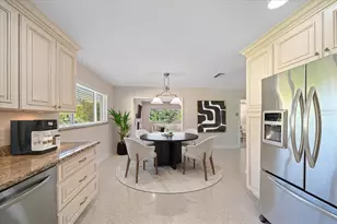 1163 60th Ave S, Saint Petersburg, FL 33705 - Photo 7