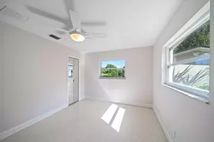 1163 60th Ave S, Saint Petersburg, FL 33705 - Photo 19