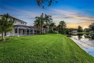 9907 Bridgeton Dr, Tampa, FL 33626 - Photo 5