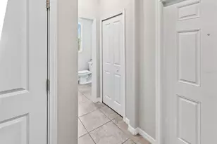 15504 Florence Hollow Pl, Ruskin, FL 33573 - Photo 3
