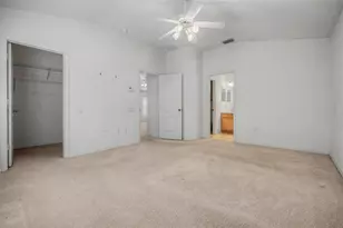 5526 Gallant Fox Ct, Wesley Chapel, FL 33544 - Photo 11