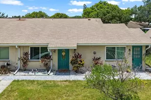 1906 Canterbury Ln, Sun City Center, FL 33573 - Photo 1