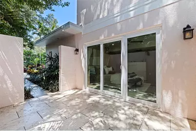 1846 Coffee Pot Boulevard NE, Saint Petersburg, FL 33704 - Photo 55