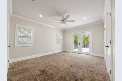 6017 S 2nd Street, Tampa, FL 33611 - Photo 7