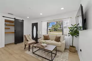 1702 W Johnston Ave, Tampa, FL 33603 - Photo 17