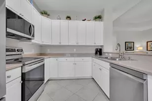 16127 Cape Coral Dr, Wimauma, FL 33598 - Photo 13
