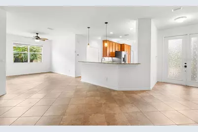 15665 Aurora Lake Circle, Wimauma, FL 33598 - Photo 17