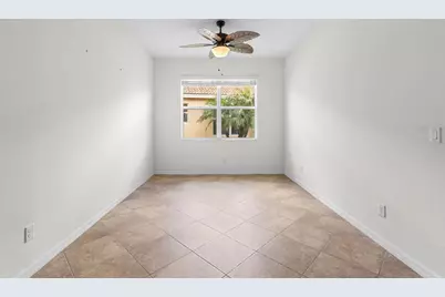 15665 Aurora Lake Circle, Wimauma, FL 33598 - Photo 7