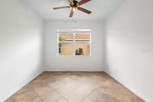 15665 Aurora Lake Cir, Wimauma, FL 33598 - Photo 9