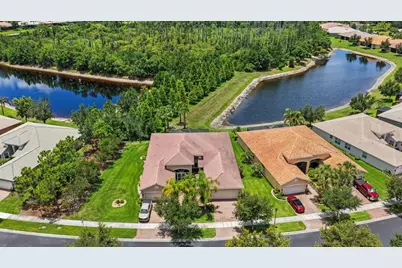 15665 Aurora Lake Circle, Wimauma, FL 33598 - Photo 3