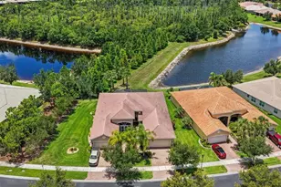 15665 Aurora Lake Cir, Wimauma, FL 33598 - Photo 3
