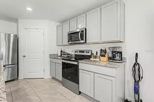 13484 Mylion Wy, Spring Hill, FL 34610 - Photo 5