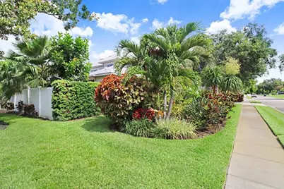 9110 19th Drive NW, Bradenton, FL 34209 - Photo 9