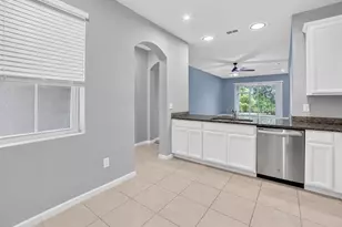 2911 Jacob Crossing Ln, Holiday, FL 34691 - Photo 11