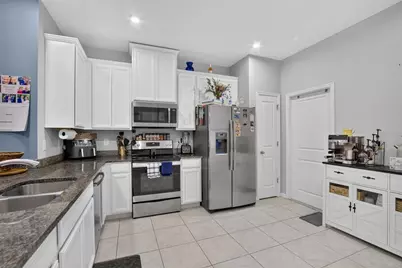 2911 Jacob Crossing Lane, Holiday, FL 34691 - Photo 3