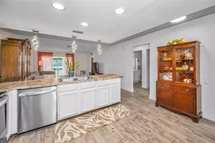2263 Bancroft Cir N, Palm Harbor, FL 34683 - Photo 9