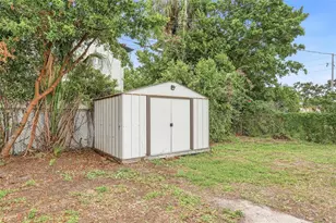 2534 19th St S, Saint Petersburg, FL 33712 - Photo 31