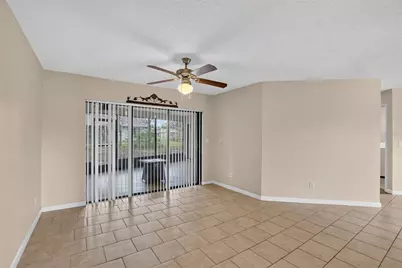 1201 Sandalwood Drive, Plant City, FL 33563 - Photo 11